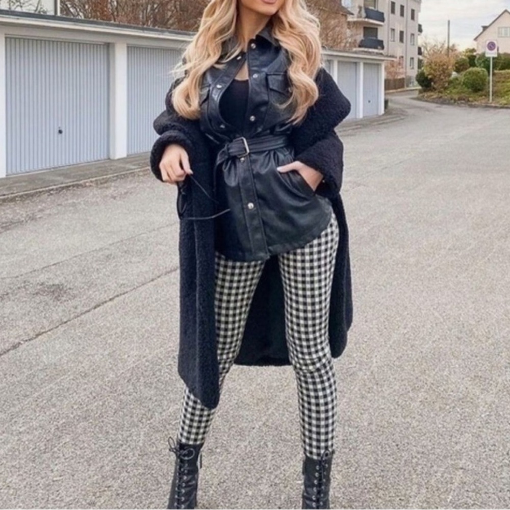 ZARA houndstooth gingham high rise zip front leggings pants black white medium